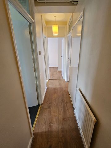 2 Bed Flat, Dunfield Road, SE6 - Photo 5