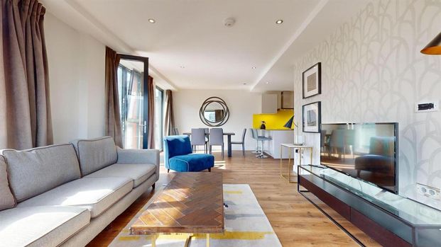 3 bedroom apartment to rent - Photo 1