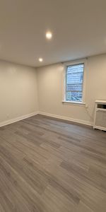 For Lease - 158 Danforth Avenue Unit# 202, Toronto, Ontario - Photo 4