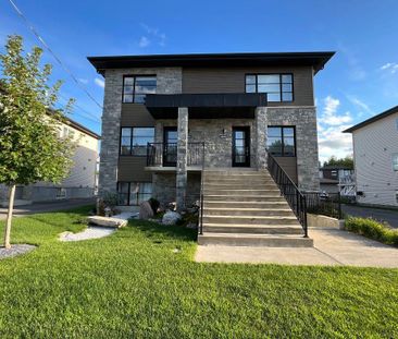 Mirabel Condo grand 5 1/2 sur 2 étages - Photo 4