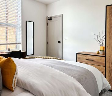 Church Street Room 4 - Photo 4