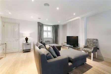 Stylish three bedroom townhouse in a central Fulham location - Photo 4