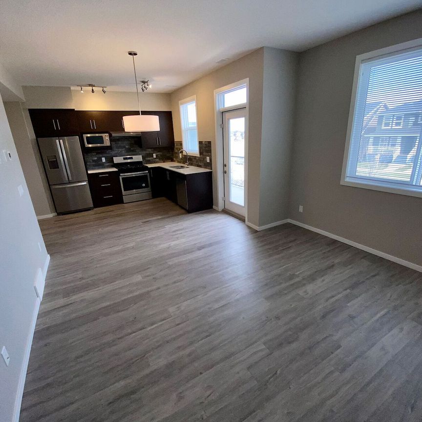 355 Redstone Walk Northeast, Calgary - Photo 1