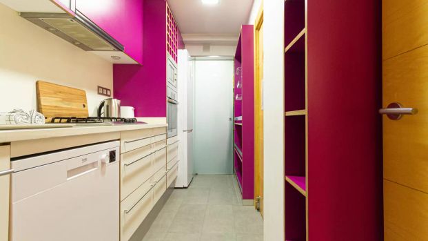 Room in a shared 6-bedroom apartment for rent in Sant Gervasi Galvany - Photo 1