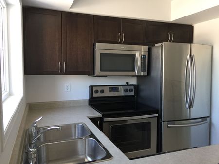 For Lease - 51 Hays Boulevard Unit# 37, Oakville, Ontario - Photo 4