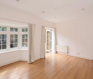 4 bedroom terraced house to rent - Photo 3