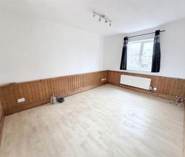 2 bedroom house to rent - Photo 1