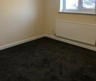 3 bedroom property to rent - Photo 3