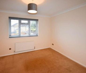 Lime Close, Stevenage, SG2 - Photo 2