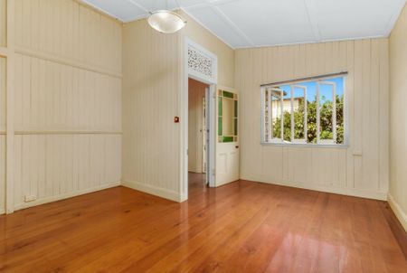 10A Morrison Road, Clayfield QLD, Belconnen - Photo 4