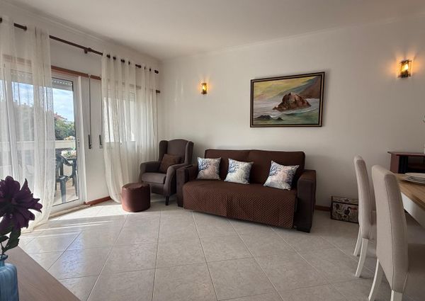 Excelente Apartamento T2 localizado em zona privilegiada de Albufeira.