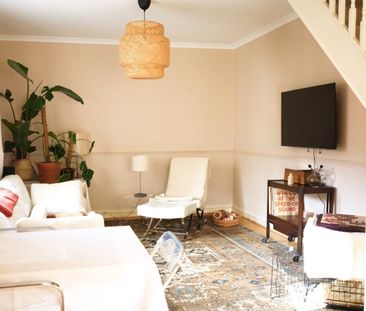 3 bedroom end of terrace house to rent - Photo 1