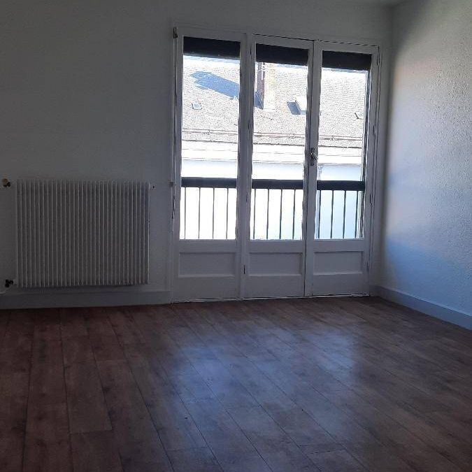 Location appartement 1 pièce 27 m² à Albertville (73200) - Photo 2