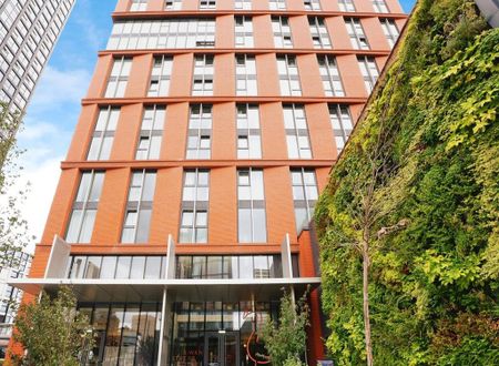 3 bedroom flat to rent - Photo 4