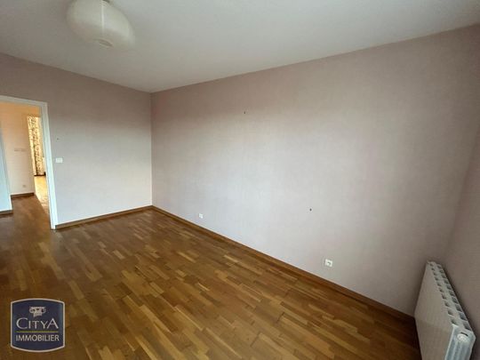 Location Appartement 4 pièces 102m² BEAUVAIS 60000 - Photo 1