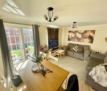 4 Bedroom Semi Detached To Let - Photo 1