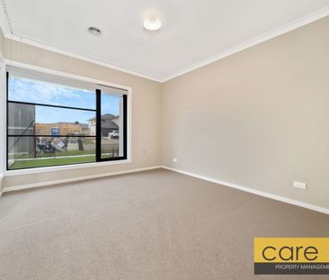 Luxury family home in Clyde North - Photo 5