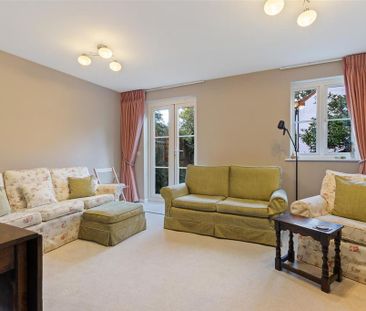 2 bedroom semi-detached house to rent - Photo 1