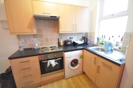 Harold Grove, Hyde Park - Photo 5