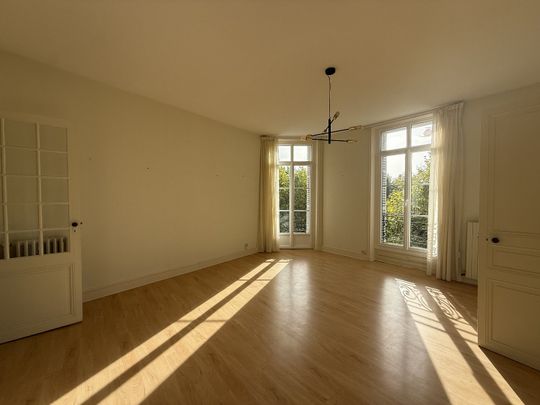 Location Appartement 5 pièces 150m² COGNAC 16100 - Photo 1