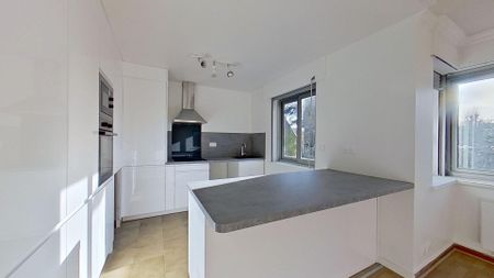 Location Appartement 3 pièces 76m² - Photo 3