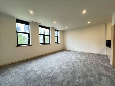 5/165 Bourke Street - Photo 2