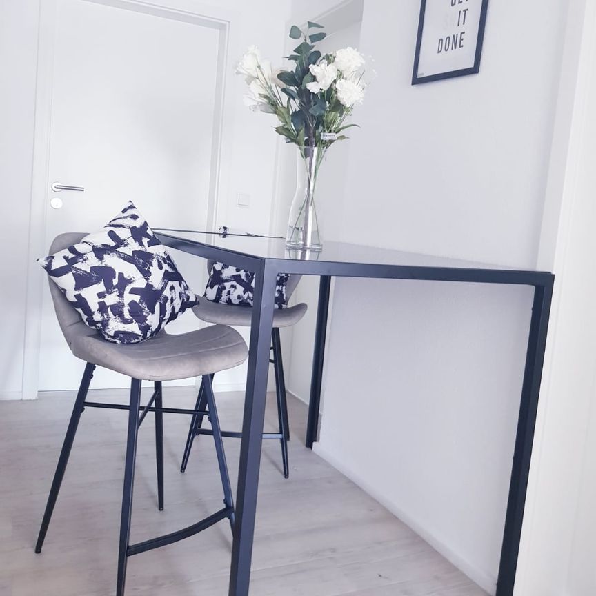 Hedelfinger Platz 1 70329 Stuttgart, EIN FREIES ZIMMER - Photo 2