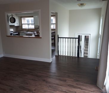 For Lease - 2003 Carrera Lane, Mississauga, Ontario - Photo 2