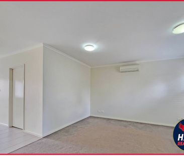 10 Fennessy Way, Forde ACT 2914 - Townhouse For Rent | Domain - Photo 4