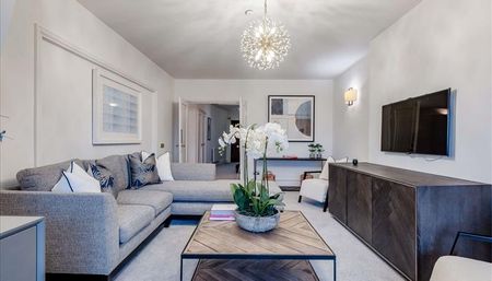 4 bedroom flat to rent - Photo 4