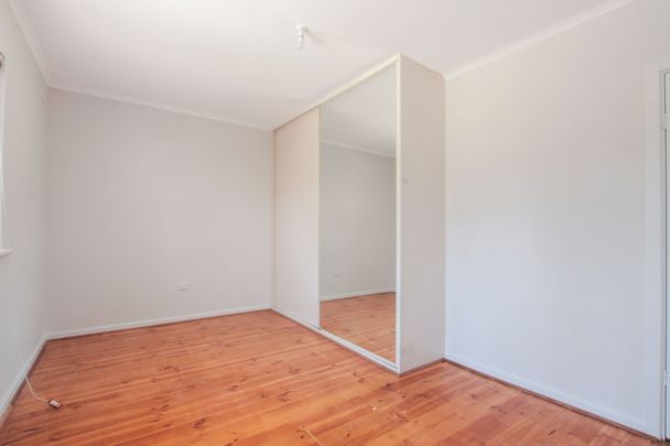 Spacious Three Bedroom Traditional Home - Photo 1