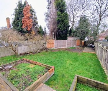 3 bedroom semi-detached house to rent - Photo 2