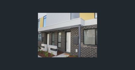 Immaculate two-bedroom townhouse - Photo 5