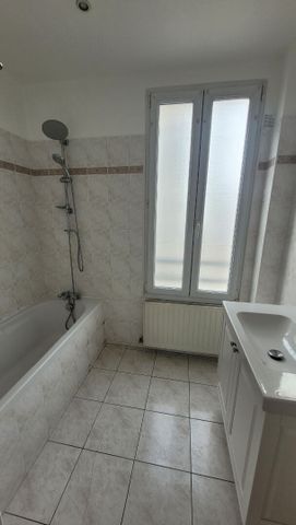 Appartement Courbevoie 3 pièces 68.19 m2 - Photo 3