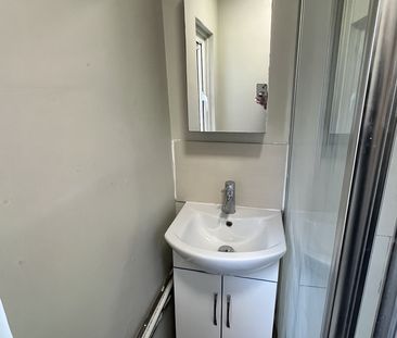 Studio Flat, Park Parade, NW10 - Photo 6