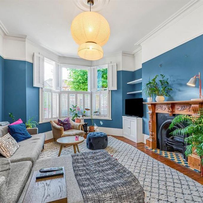 4 bedroom house to rent - Photo 1