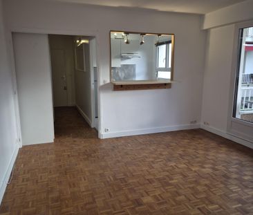 Location Appartement 3 pièces 56m² ST MAUR DES FOSSES 94210 - Photo 3