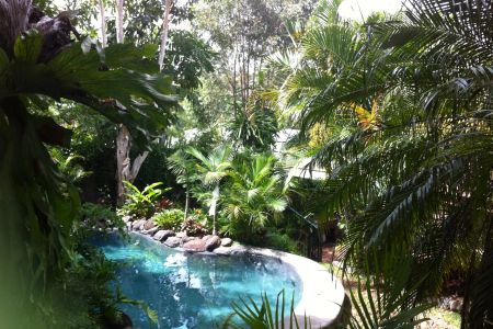 Welcome to 28 Knight Street, Rochedale South – One-Bedroom Studio Living - Photo 2