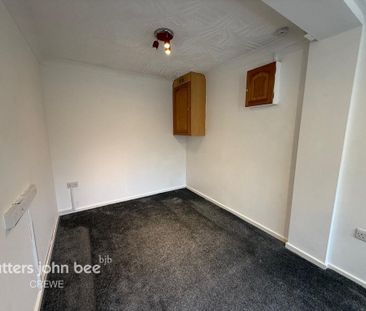 3 bedroom detached house to rent - Photo 3