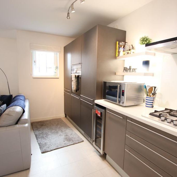 2 bedroom flat to rent - Photo 1