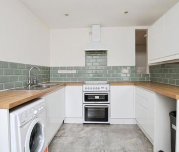 A brilliant two double bedroom property in the city centre, set ove... - Photo 6