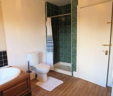 1 bedroom in a house share to rent - Photo 6