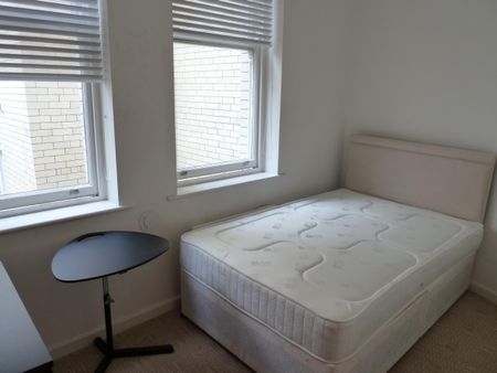 2 bedroom apartment to rent - Photo 2