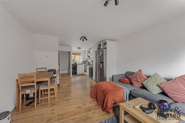 2 bedroom house to rent - Photo 1