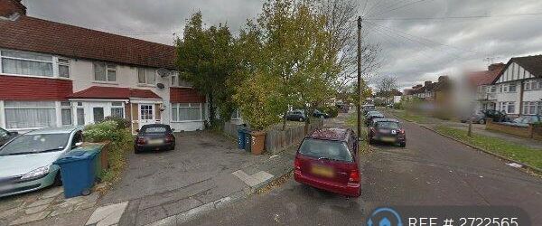 6 bedroom terraced house to rent - Photo 1