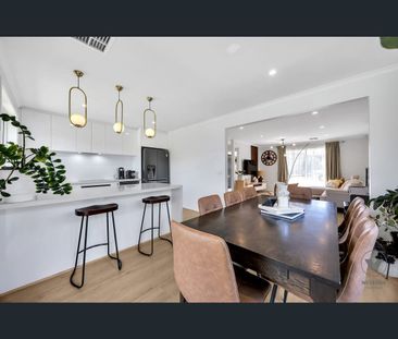 13 Ryland Circuit, Delahey, Vic 3037 - Photo 4