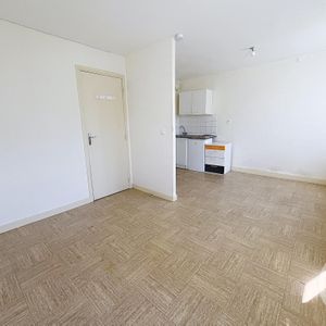 Location Appartement 1 pièce 20m² CLERMONT FERRAND 63000 - Photo 2
