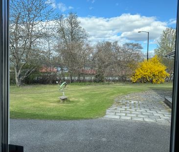 Trollvägen, Sollentuna - Photo 2