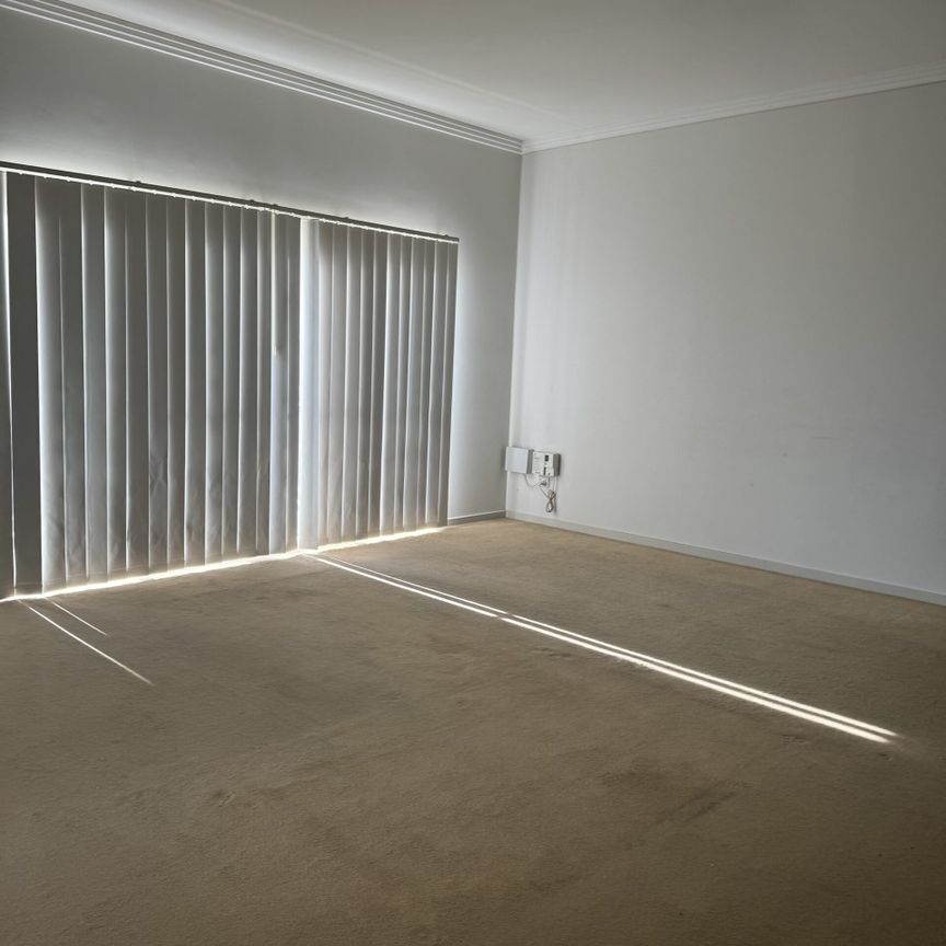 35/51 Lachlan Street, WARWICK FARM NSW 2170 - Photo 1