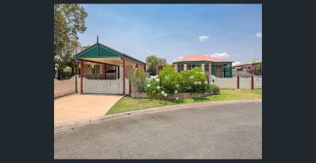 RENOVATED BRICK HOME IN 'THE AVENUES' - Photo 2